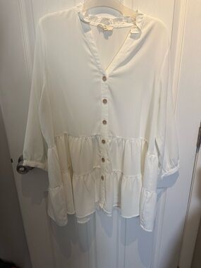 Entro Tunic Top Womens L Button Up Ruffled Stand Up Neck Tiered ivory/ white